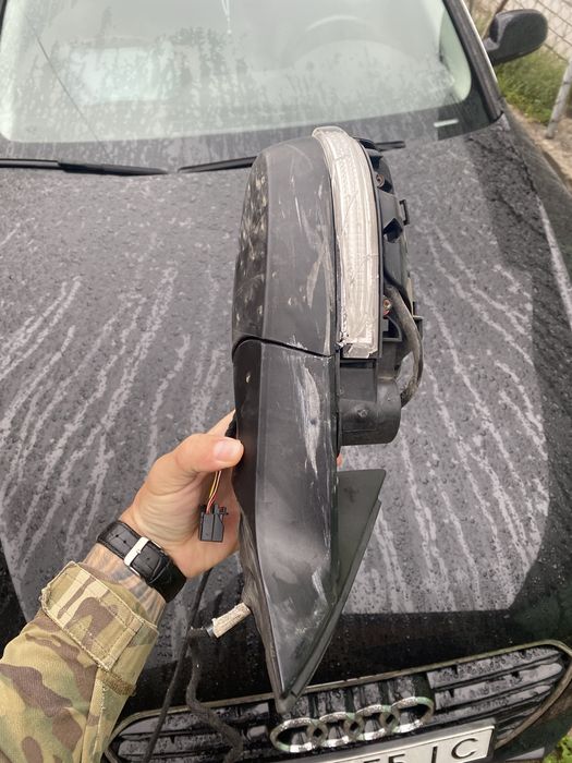 Продам зеркало на Пасат б7 USA