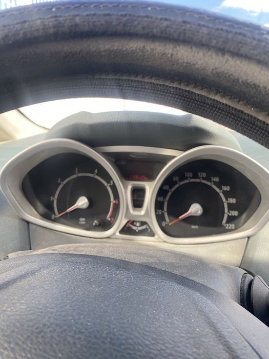 Ford fiesta titanium 1250 gasolina 2008 — photo 2