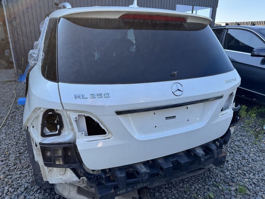 Кришка багажника w166 ML GLE ляда мерседес мл гле mercedes