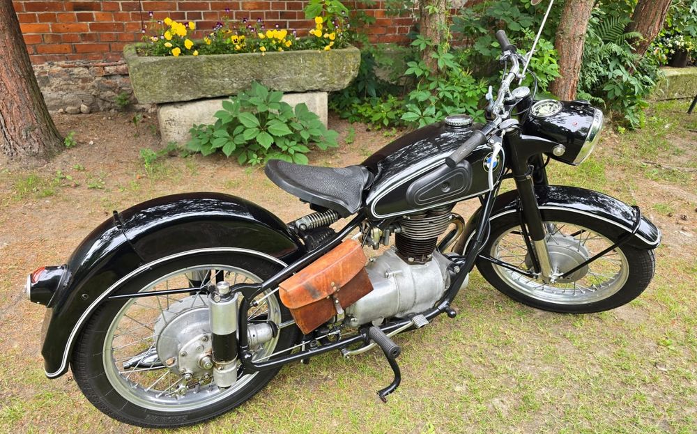 BMW R25 R25/3 klasyk pięknie odrestaurowany z dokumentami sprawny R26 R27