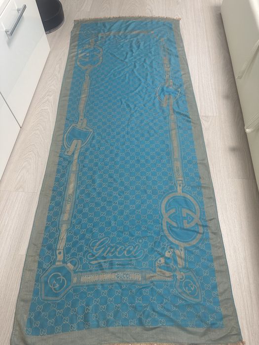 Палантин шарф  шовковий хустка Gucci