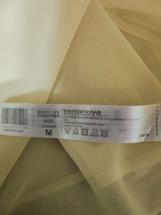 Bananowy top z falbankami