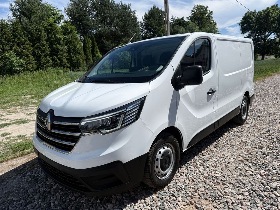 Renault Trafic  2.0 DCI,klima,kamera,czujniki park, czujnik martwego pola, FULL LED