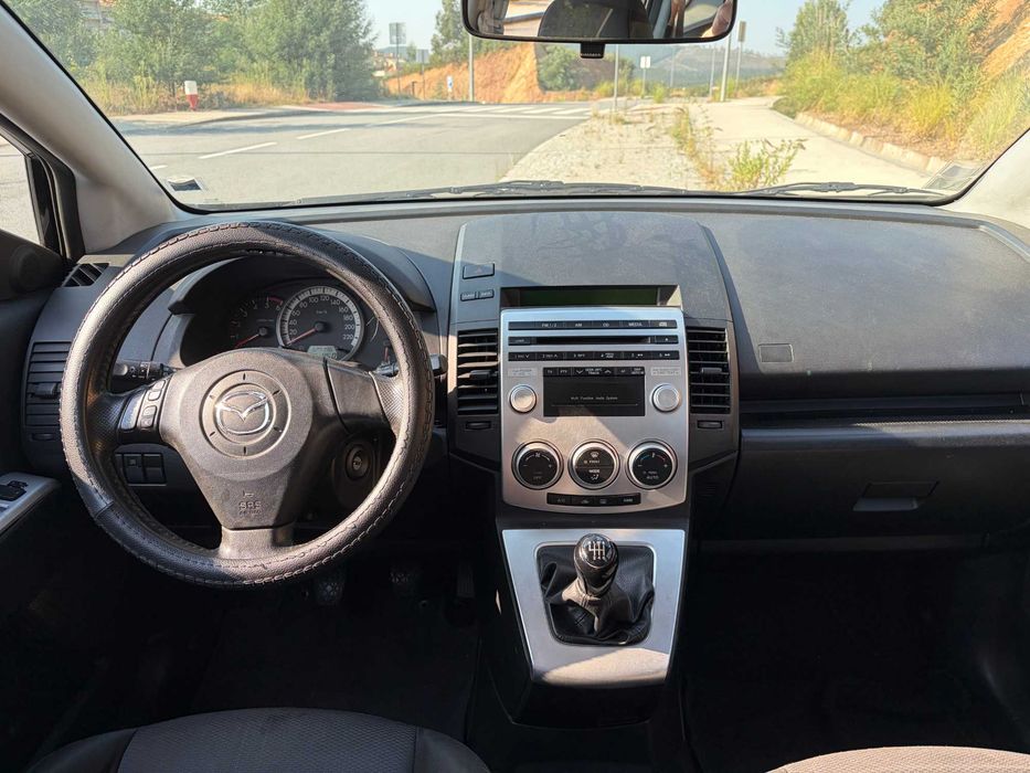 Mazda 5 MZR-CD 2.0L diesel 143CV (7 lugares)