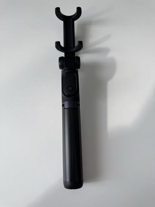 Selfie stick, com tripé e comando