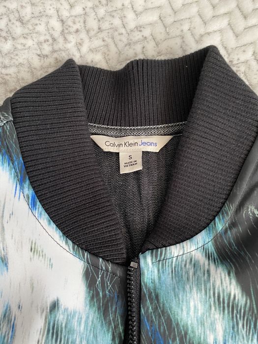 Куртка бомбер Calvin Klein