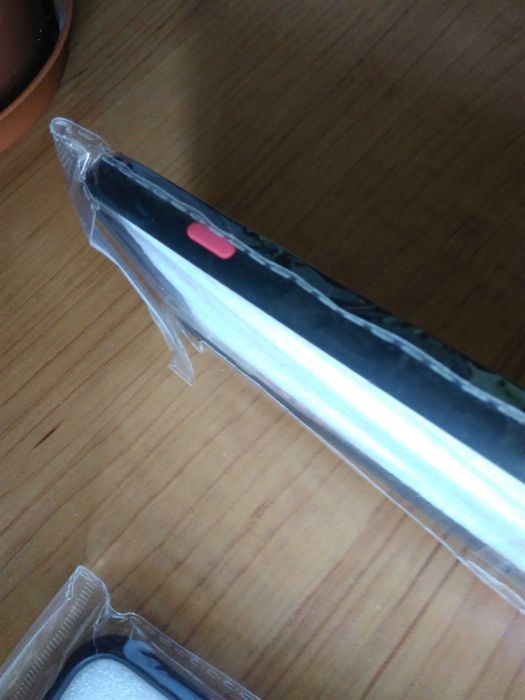 бампери для телефона - 3 шт