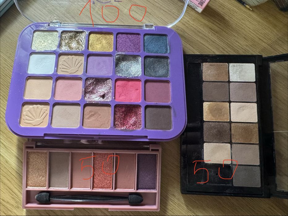 Лоти набори косметики тіні помада румʼяна maybelline max factor