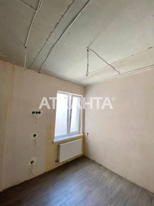 Двухкомнатная с ремонтом ЖК Радужный