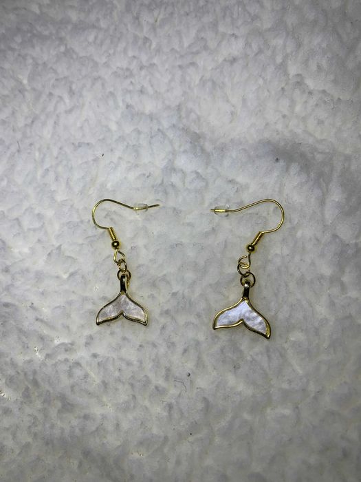 Brincos Branco Barbatana Baleia