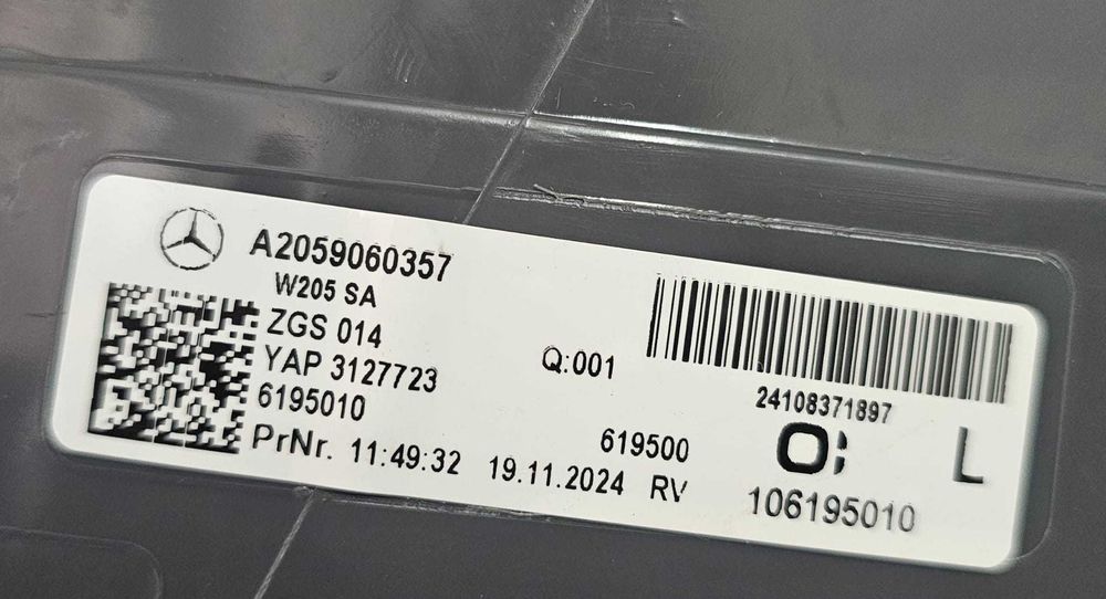 Farolim Esquerdo Led Mercedes-Benz C (W205) | 130454