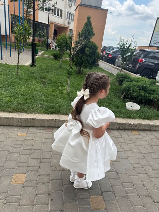 Дитяча сукня святкова біла Kiddiechic