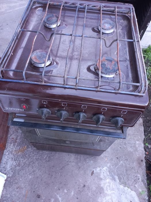Газовая  Плита  с Духовкой  !