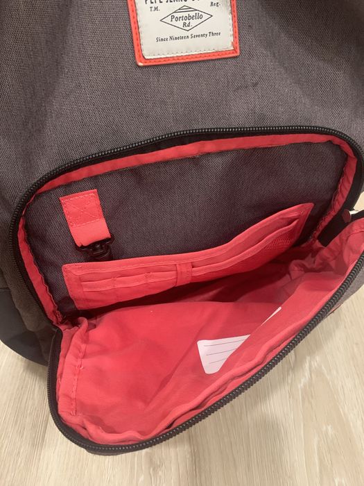 BEM ESTIMADA - Mochila escolar marca pepe jeans e estojo