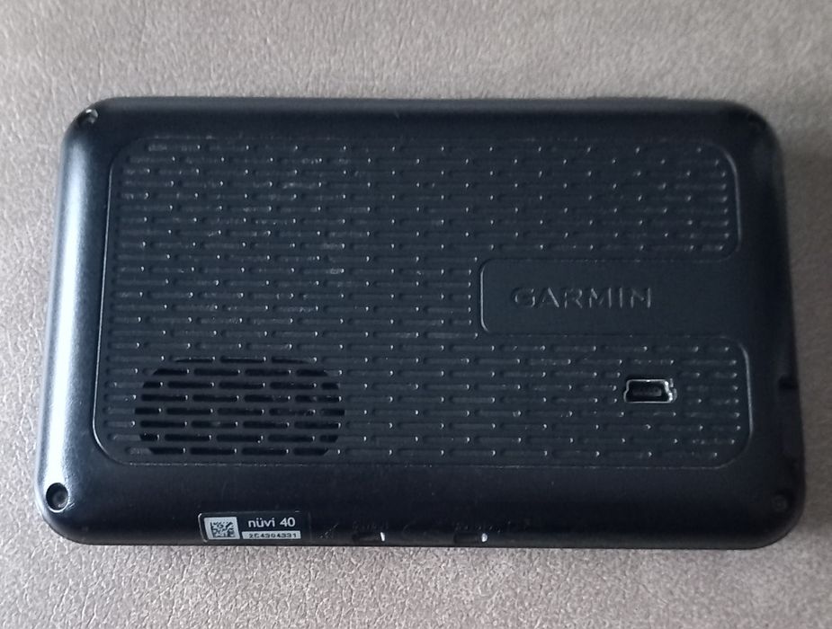 Навигатор GARMIN nuvi 40