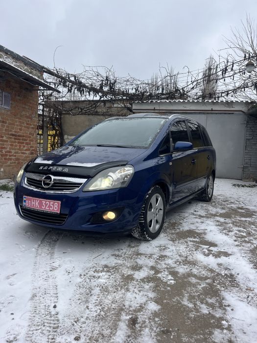 Zafira Максимальна комплектація