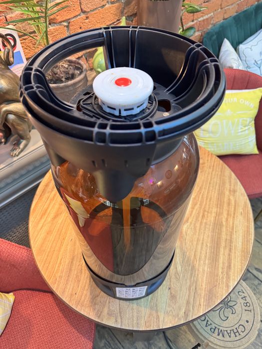 Keg plastikowy po winie