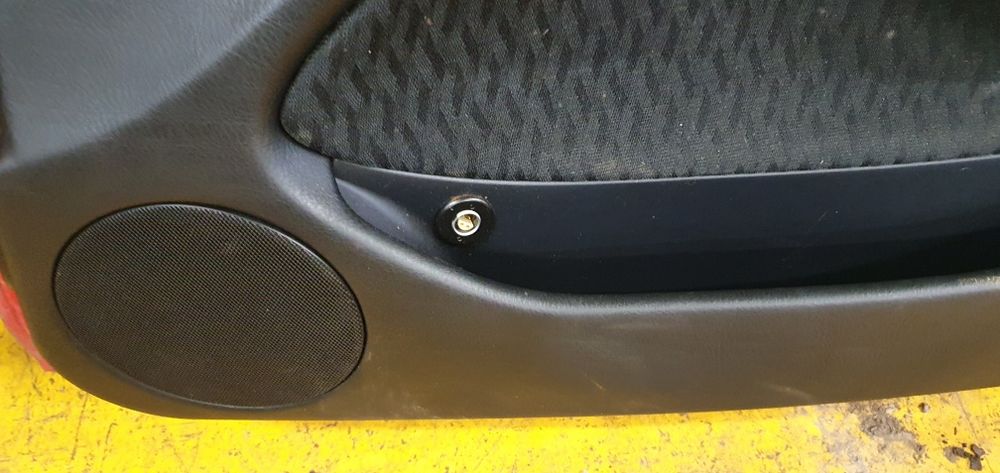 BMW E46 Boczki Tapicerka Drzwi Sedan Kombi Wersja Policyjna Kogut