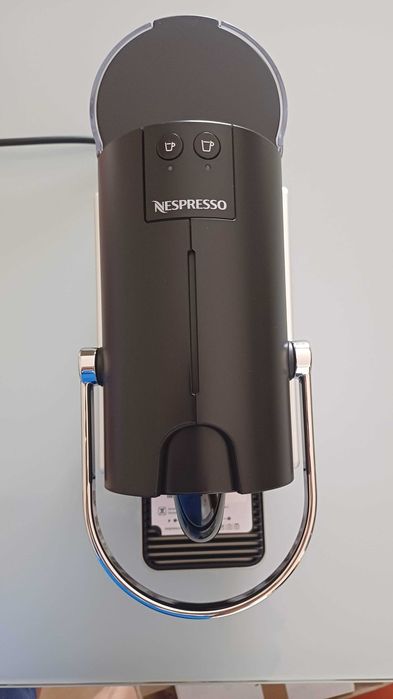 Máquina de Café Nespresso Pixie Original - Nova