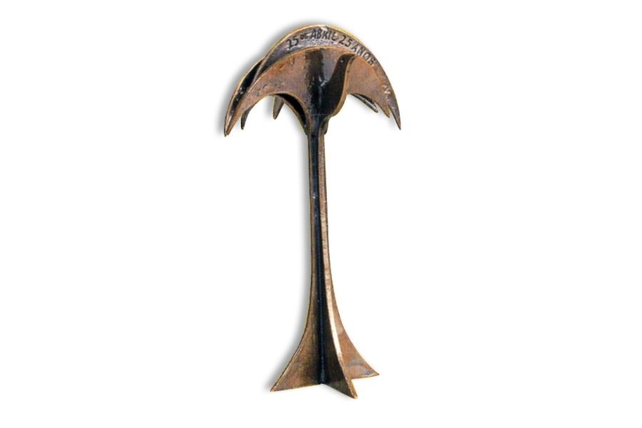 Escultura 25 de Abril - Bronze