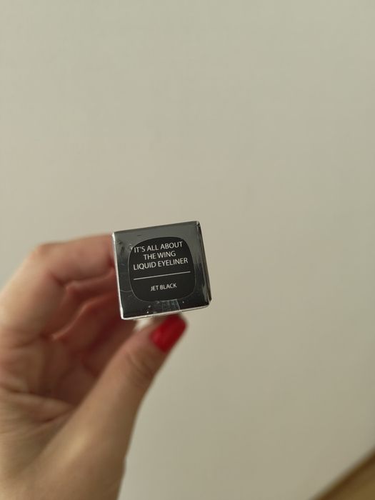 Eyeliner Meroda novo