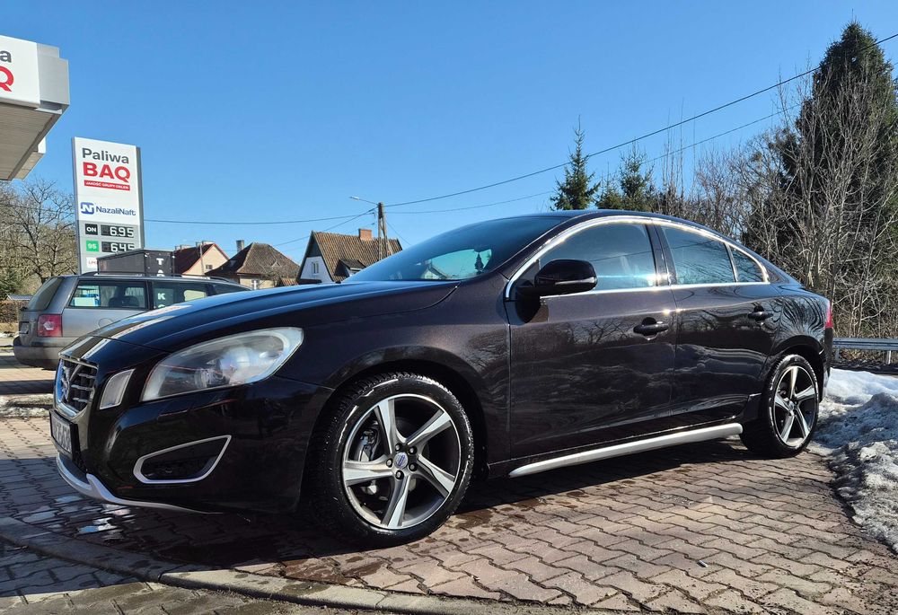 Volvo S60 D5 2.4 Salon Polska