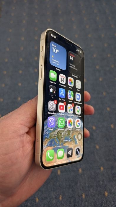 Iphone 12 на 64гб,рабочий.