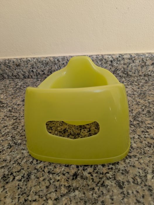 Bacio compacto amarelo