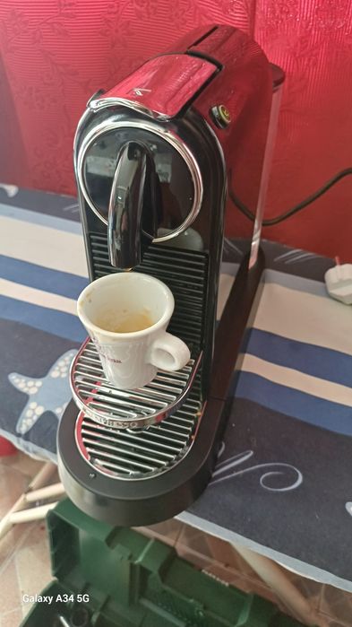 Maquina de café  nespresso
