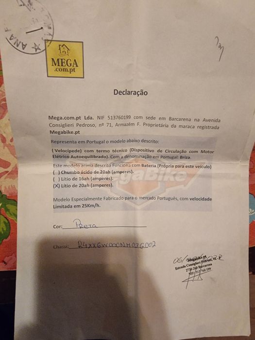 Venda de mota electrica marca Briza cor preta e bateria de lítio. Tudo