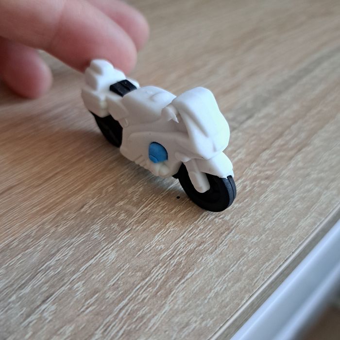 Gumka do zmazywania motor