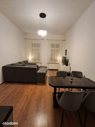 Wynajmę mieszkanie 2 pokojowe 50m Ul.Traugutta Wrocław