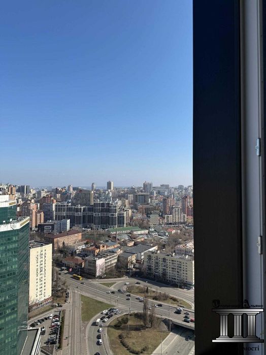 Від Власника, Стелі Н=4-метри, 109 кв.м, Manhattan, проспект Берестейський 11, метро КПІ
