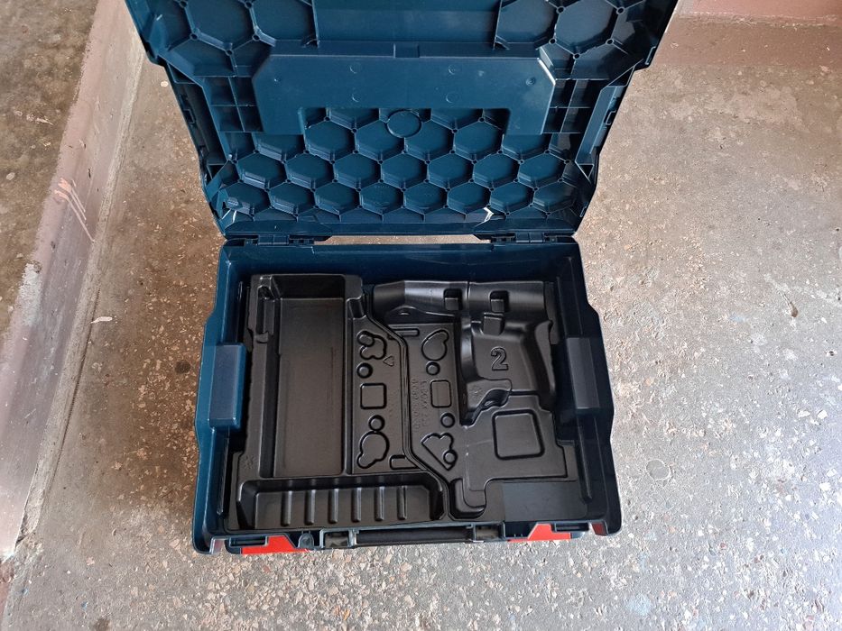 Вкладка в кейс бош. Bosch l-box 136. Чемодан. Ящик.