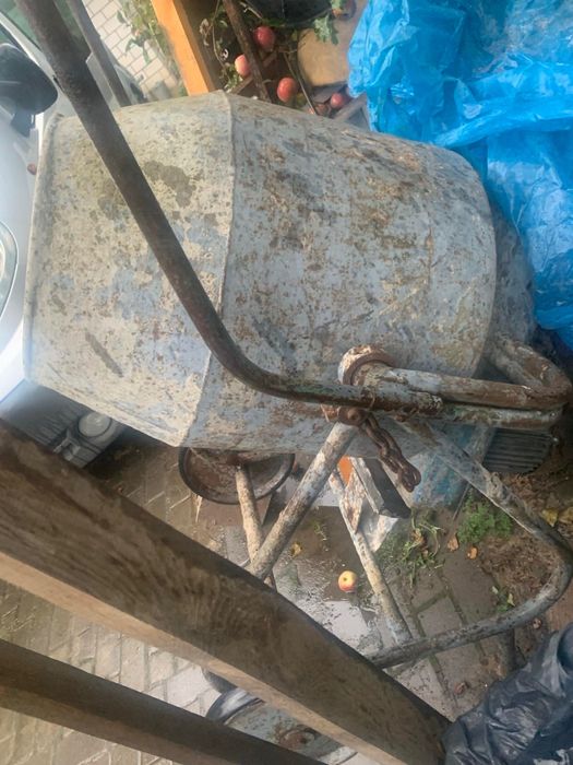 бетономішалка радянська . виробництва калинівка