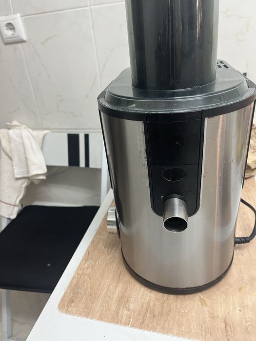 Centrifugadora de sumos Beken como nova