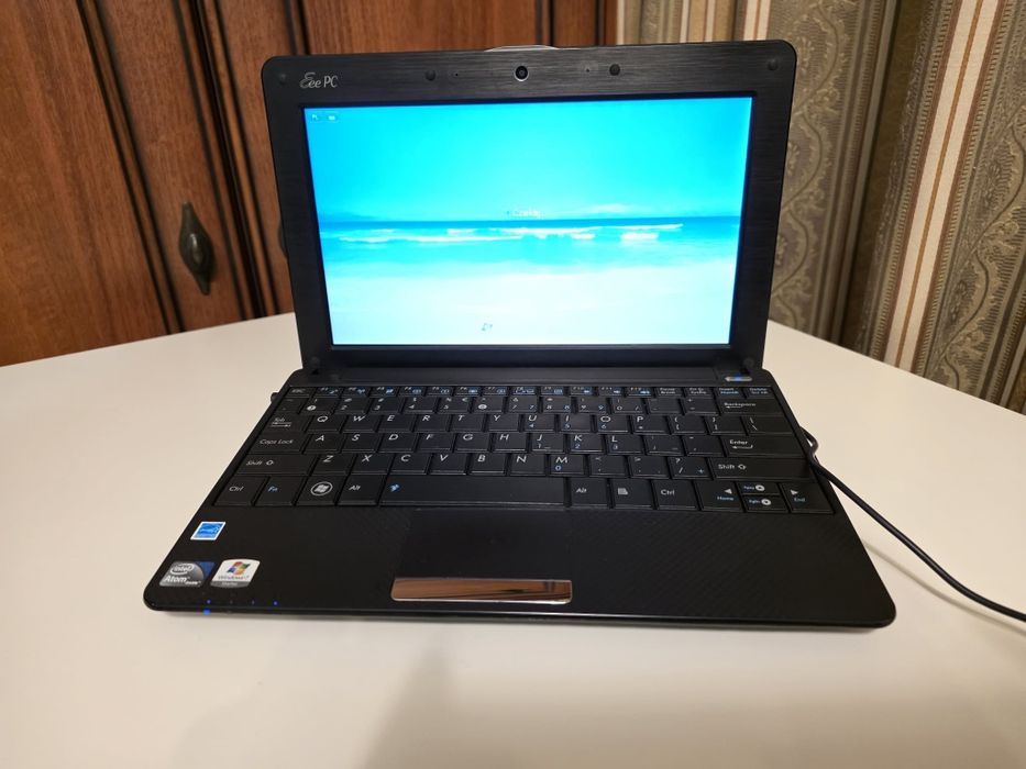 Mały laptp ASUS Eee PC 1011PX – sprawny, Windows 7 Starter
Na sprzedaż