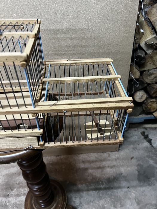 Gaiola artesanal com 3 tampas com chamariz