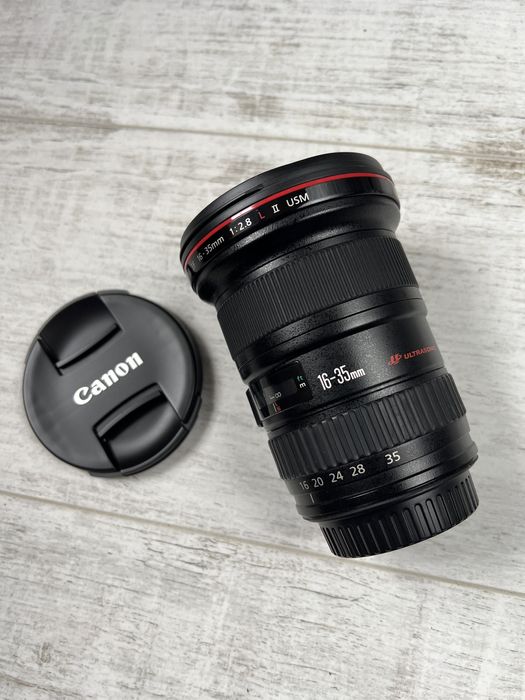 Canon EF 16-35mm f/2.8L II USM