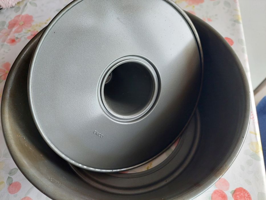 Forma de bolo de anjo