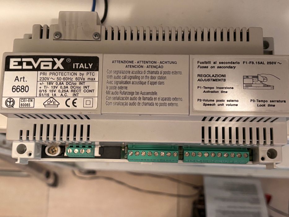 Conjunto Intercomunicadores ELVOX