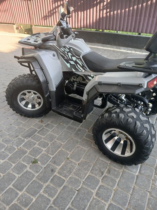 квадроцикл 200 кубів