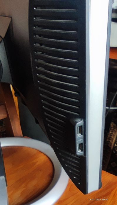 monitor Dell 1907FPVt