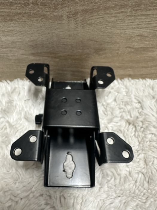 Uchwyt ścienny do telewizora