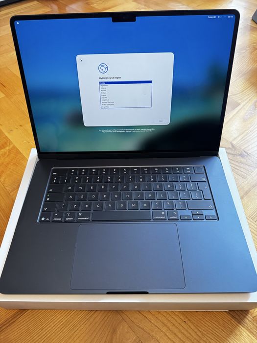 Macbook air 15” 2025 m4 512gb idealny gwarancja