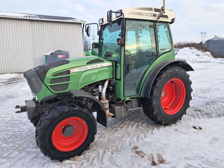 Fendt 208F Vario TMS sadownik