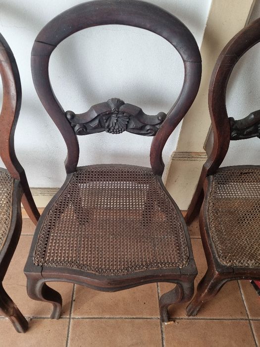 Conjunto de sala antigo (7 peças) – sofá + cadeirão + 5 cadeiras em ma