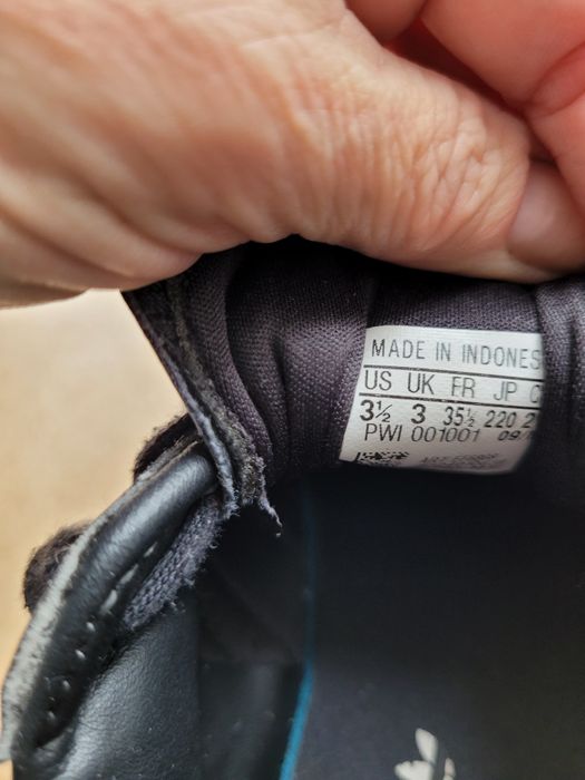 Buty damskie sneakersy 35,5  ADIDAS