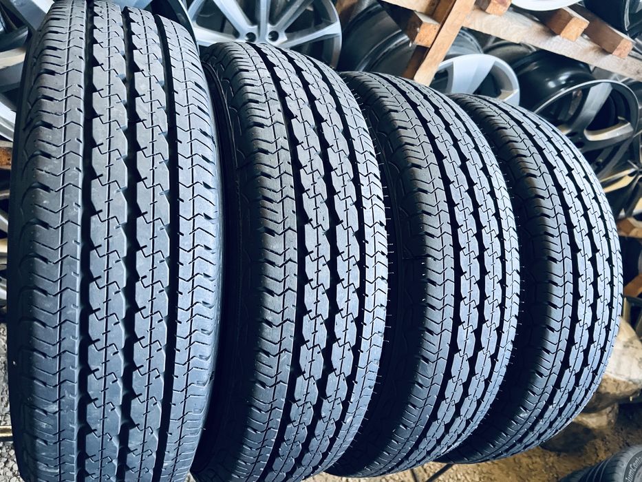 Практично Нові Літні 185R14C Pirelli Chrono 4шт