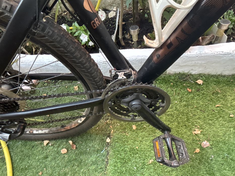 Bicicleta berg stuka como nova